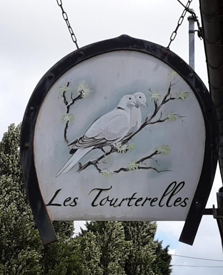 Apartmán La Tourterelle Thaims Exteriér fotografie